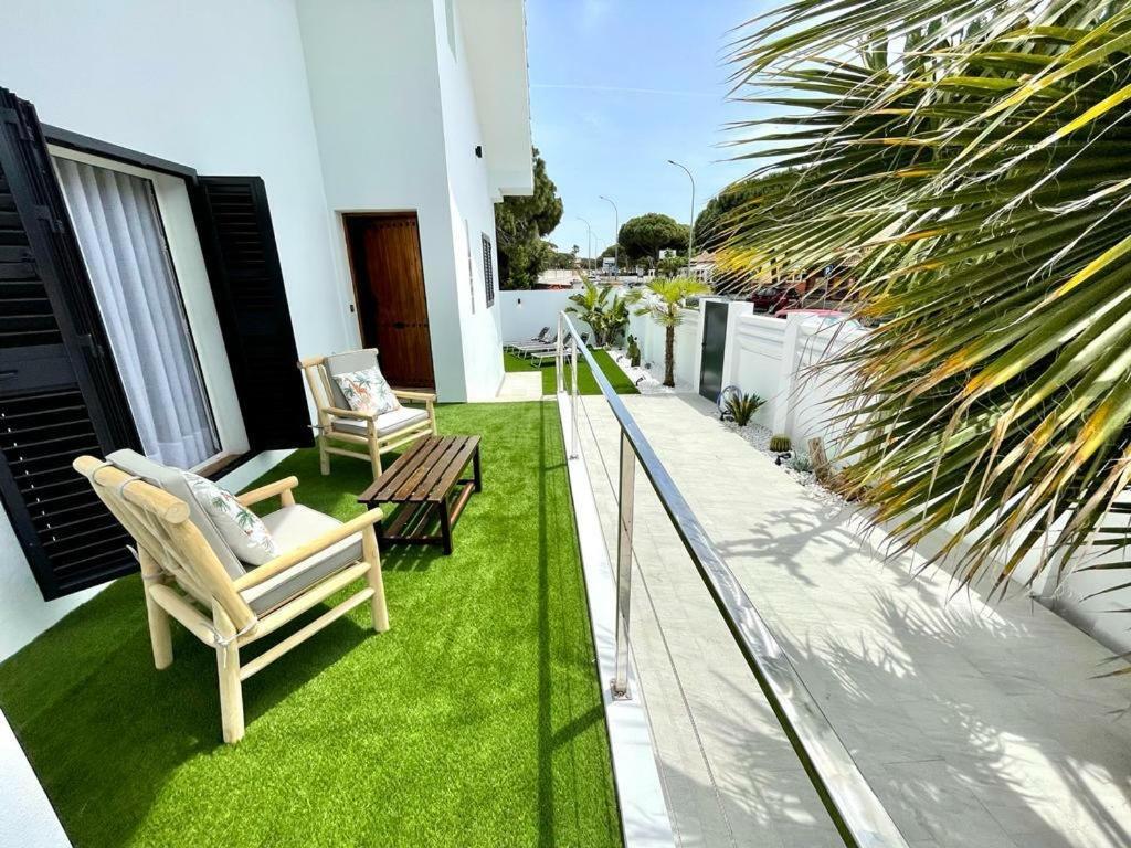 Villa Pimienta, Chalet De Lujo A 100 Metros Del Mar Чиклана-де-ла-Фронтера Екстер'єр фото